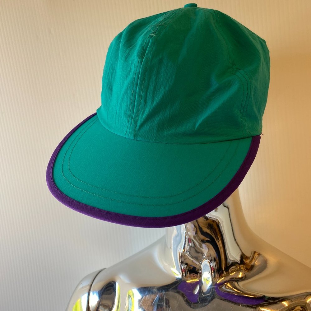 BASEBALL HAT REVERSABLE NYLON